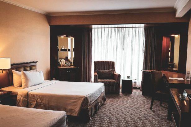 Top 10 Best Places to Stay in Bristol - Sleep Easy Hotels﻿