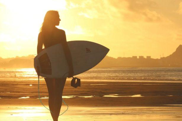 Top 10 Best Surfing Beaches in Dorset - Ride the Waves