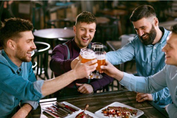 Best Pubs in Devon - Top 10 (Maps Included)