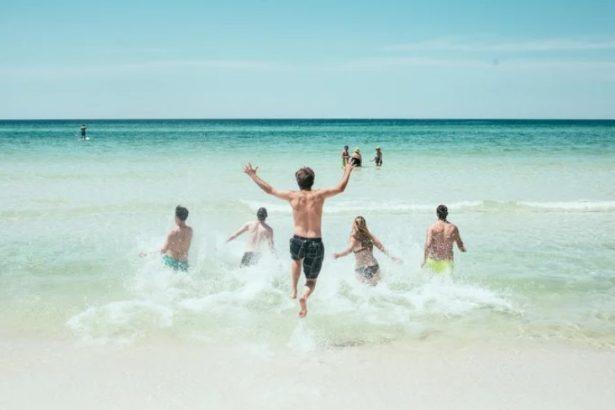 Where is Hot to Go in October - Best Holiday Place to Visit