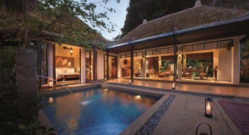 Lara Barut Collection