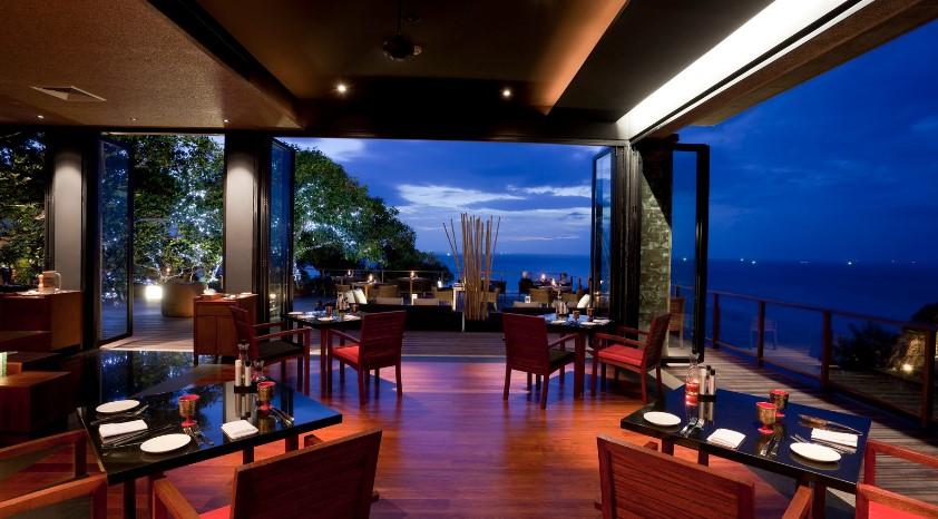 Top 10 Best Restaurants in Saltash