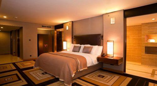 The White Star Tavern