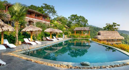 Tiverton Hotel & Lounge - places to stay in tiverton