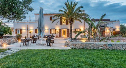 Burlington Hotel - hotels in eastbourne