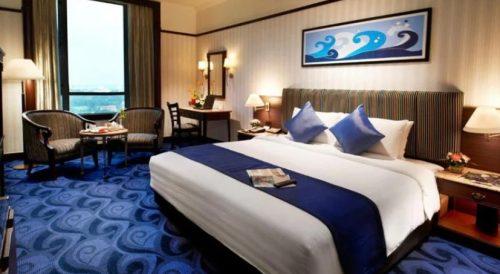 The Golden Lion Hotel