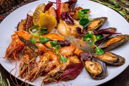Top 10 Best Seafood Restaurant in Weymouth