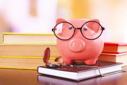 Books That Teach the Importance of Saving Early